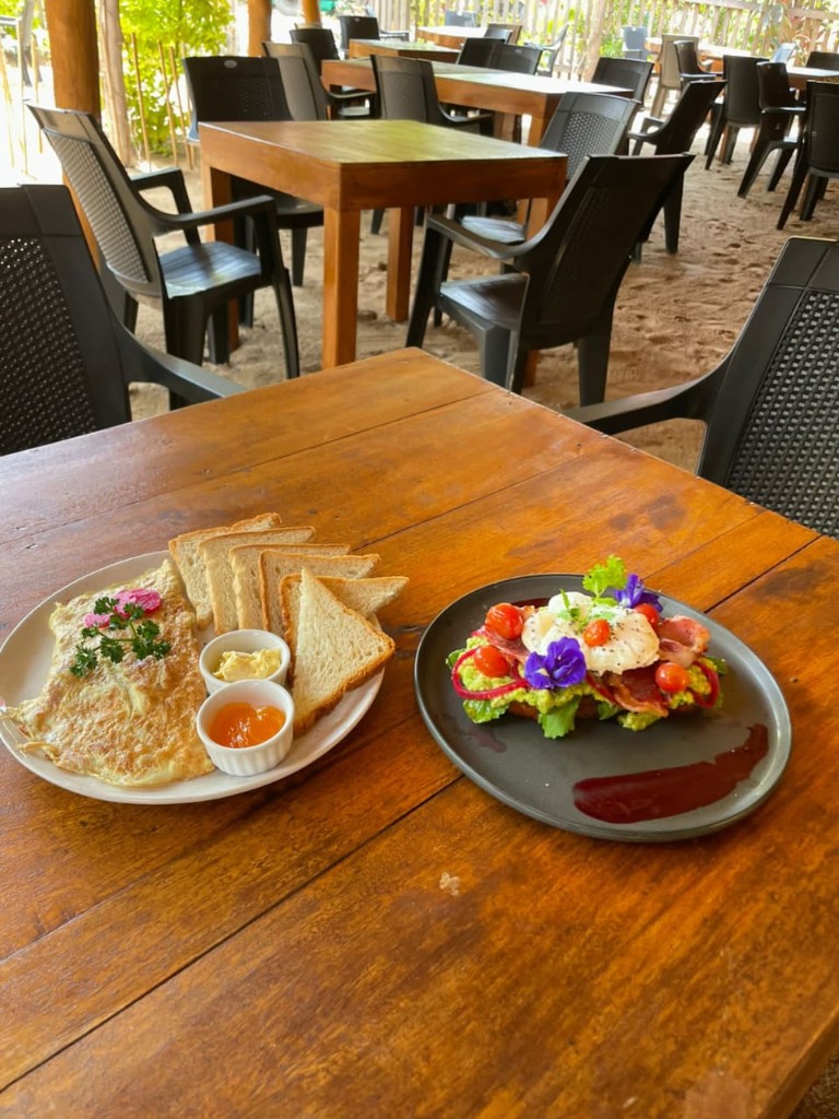 Omelette and avocado toast breakfast